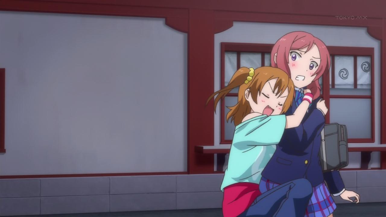 50feb32f492ef-%5BFFF%5D_Love_Live%21_-_03_%5B3C03E3EA%5D.mkv_snapshot_01.41_%5B2013.01.22_16.35.14%5D.jpg