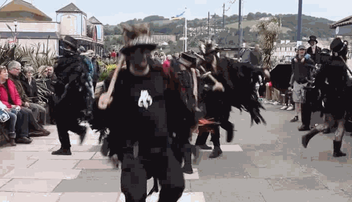 5a237b91d212b-morrisdancers.gif