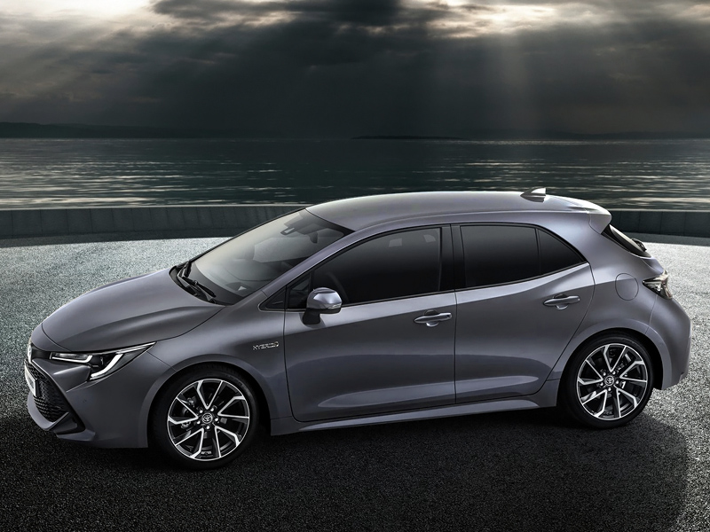 5a9f0bcede1b8-Toyota-Auris-2019-1600-03_shop.jpg