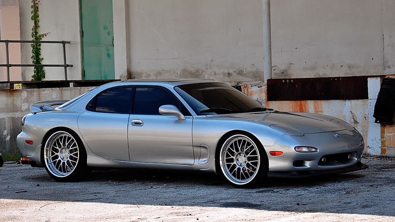 5abfe504e8fc6-mazda_rx7_1991_shop.jpg