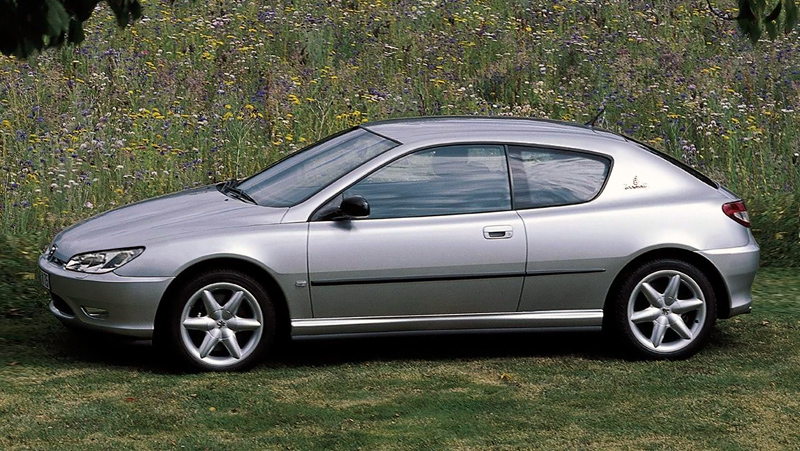5ac7cb768b787-peugeot_406_coupe_shop1.jpg