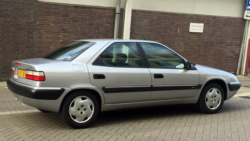 5ad2f43525832-citroen_xantia_ak_sdn.jpg