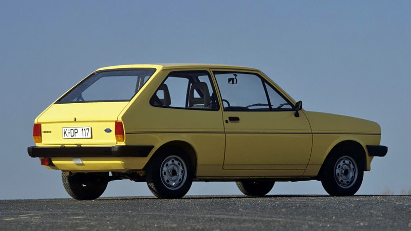 5ade4ea769c3a-ford_fiesta_mk1_shop.jpg