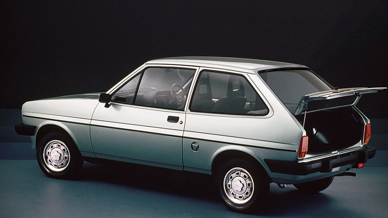 5ade4eb8d16a8-ford_fiesta_mk1_2_shop.jpg