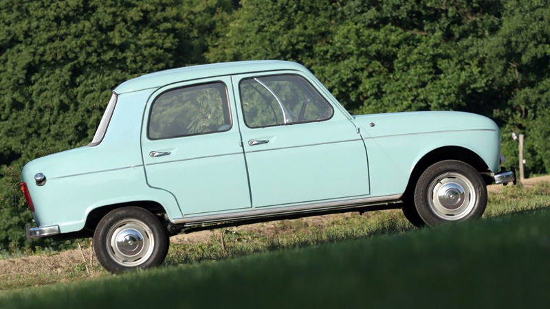 5af727943c037-renault_4_zk_sdn.jpg