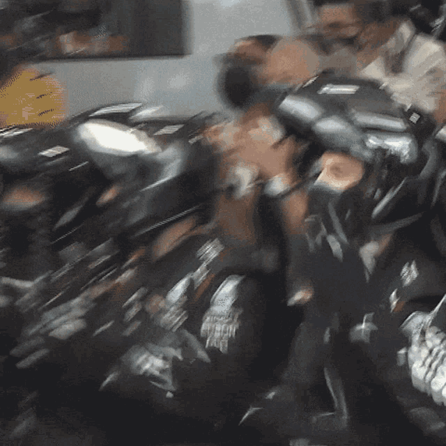 61b6174602242-fia-toto-wolff.gif