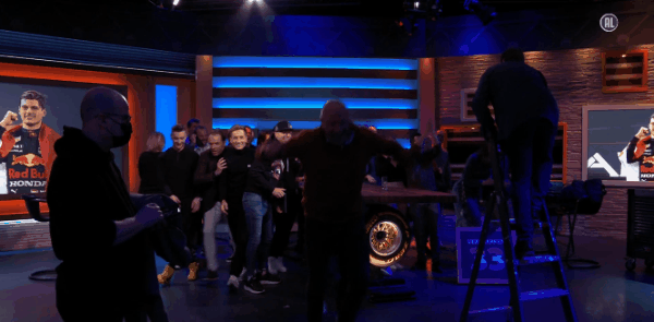 6202594a6b578-ZiggoWK2.gif
