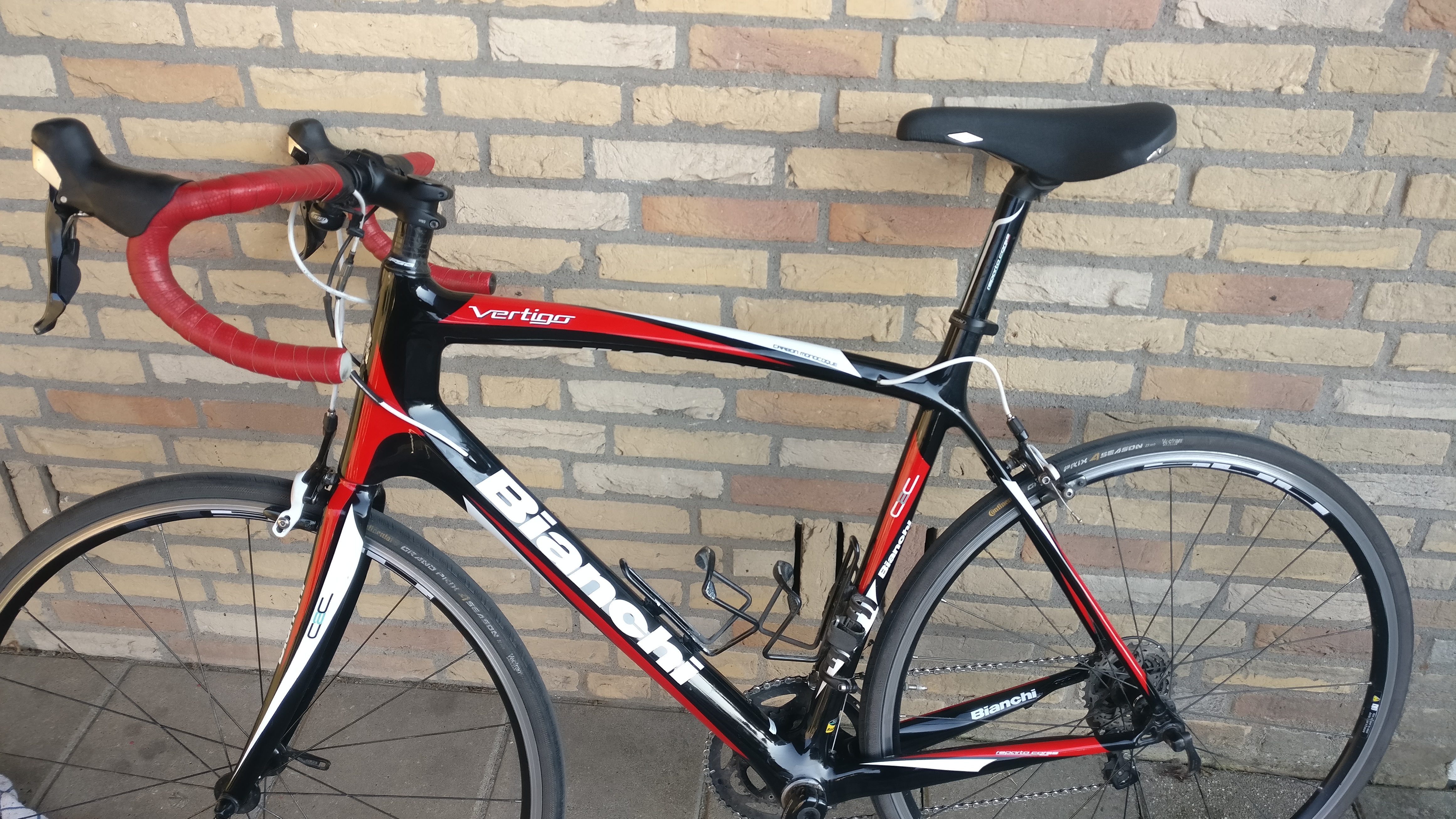 Voorvork (bijna) gebroken - Fiets.nl