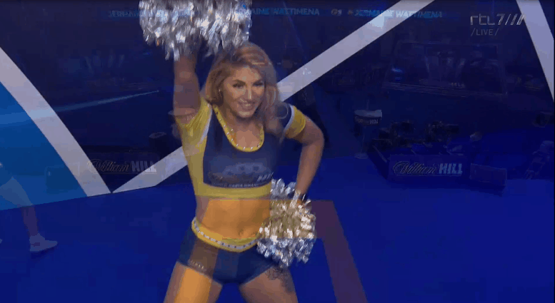 658ef3cdd41d4-DRTmeisje.gif 